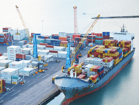 Online Sea Freight From UK Booking